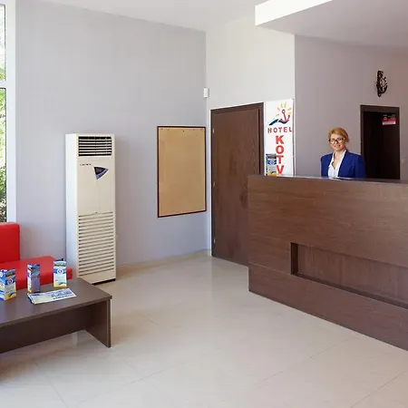 Kotva 3 מלון *
